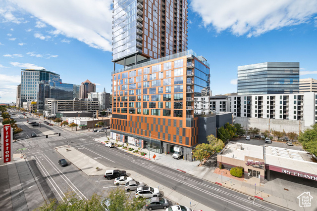 Photo 22 for MLS #2118659 at 230 E Broadway #810