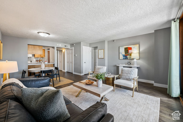 Photo 12 for MLS #2118659 at 230 E Broadway #810