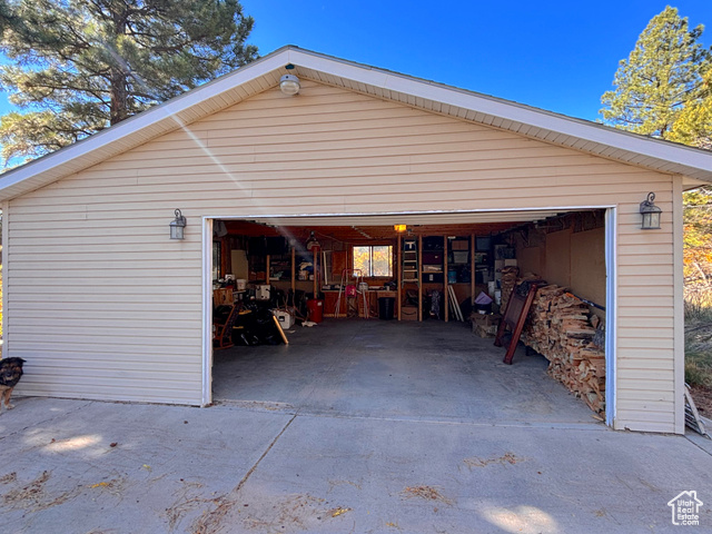 Photo 33 for MLS #2118661 at 75 W Dude Ranch Rd