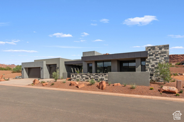 Photo 16 for MLS #2118663 at 2498 N Lacasa Dr