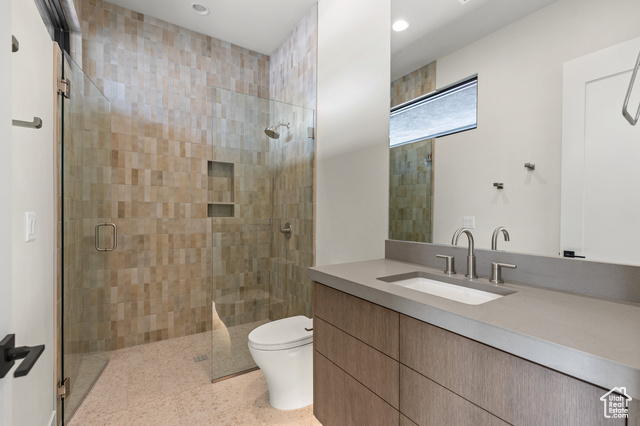 Photo 14 for MLS #2118663 at 2498 N Lacasa Dr