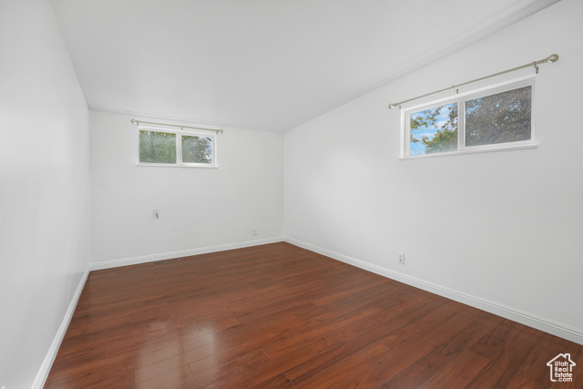 Photo 11 for MLS #2118666 at 607 E 875 North