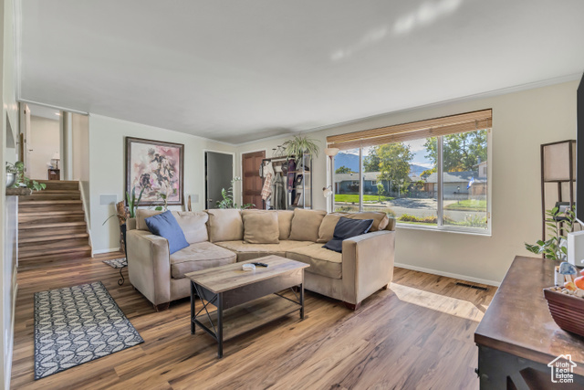 Photo 5 for MLS #2118669 at 1393 E Galaxie Dr