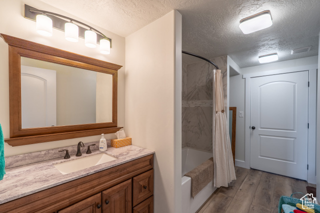 Photo 17 for MLS #2118681 at 249 N 100 West