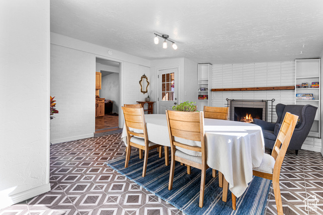 Photo 17 for MLS #2118684 at 3107 Hawthorne Ave