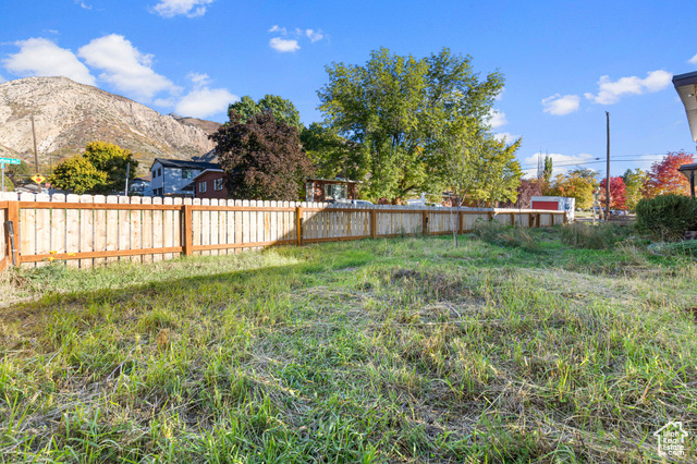 Photo 40 for MLS #2118684 at 3107 Hawthorne Ave