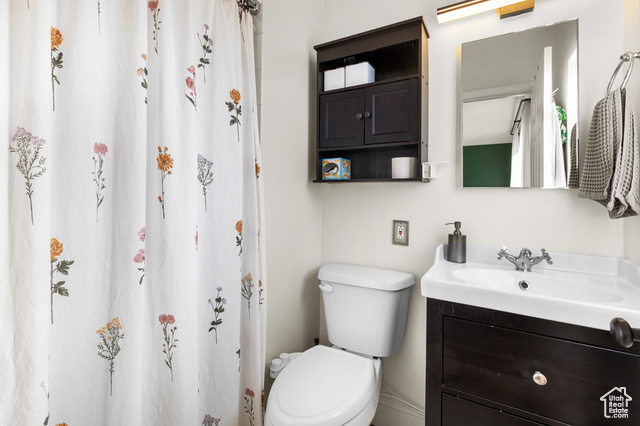 Photo 23 for MLS #2118684 at 3107 Hawthorne Ave