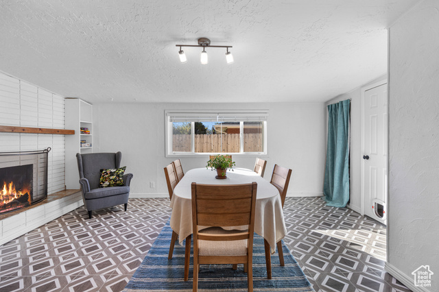 Photo 18 for MLS #2118684 at 3107 Hawthorne Ave