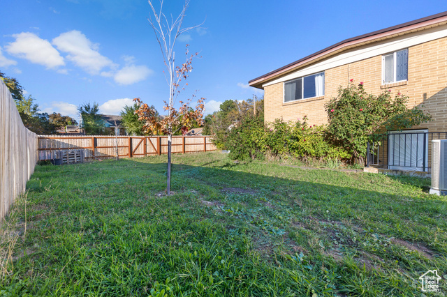 Photo 38 for MLS #2118684 at 3107 Hawthorne Ave