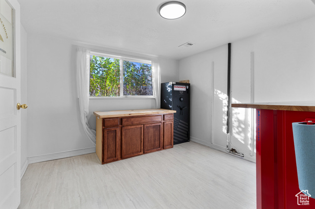 Photo 32 for MLS #2118684 at 3107 Hawthorne Ave