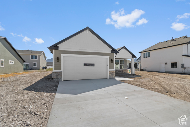 Photo 2 for MLS #2118685 at 127 1580 West