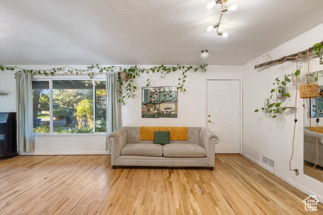 Photo 8 for MLS #2118686 at 4145 S 1175 East