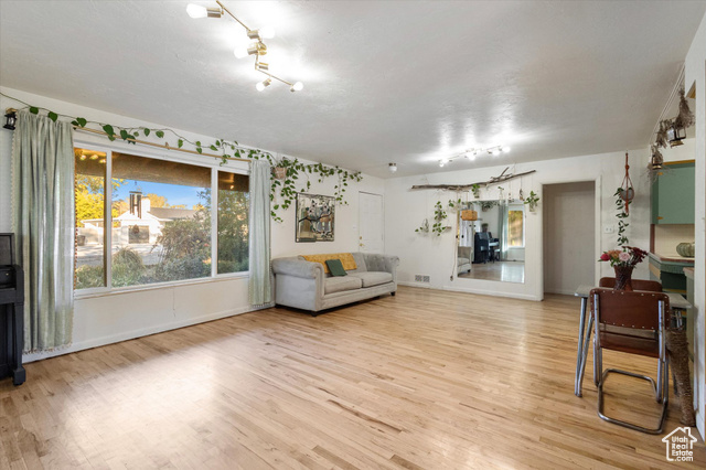 Photo 7 for MLS #2118686 at 4145 S 1175 East