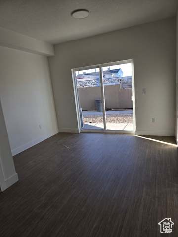 Photo 3 for MLS #2118692 at 2085 N Main St #302
