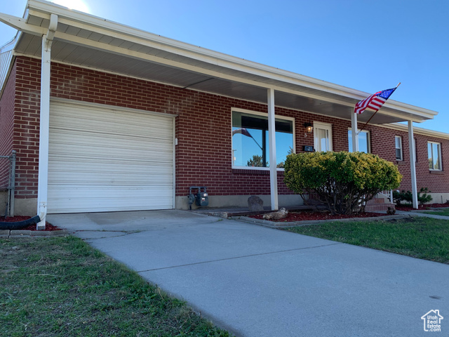Photo 3 for MLS #2118693 at 5 W 5878 South