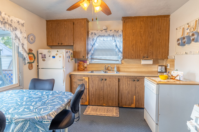 Photo 6 for MLS #2118695 at 751 W Paxton Ave