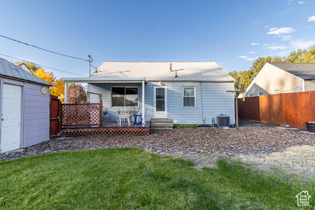 Photo 18 for MLS #2118695 at 751 W Paxton Ave