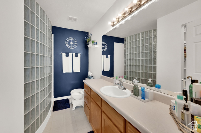 Photo 17 for MLS #2118698 at 5189 W Dove Creek Ln
