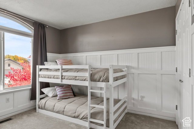 Photo 17 for MLS #2118699 at 39 E Andrews Ln