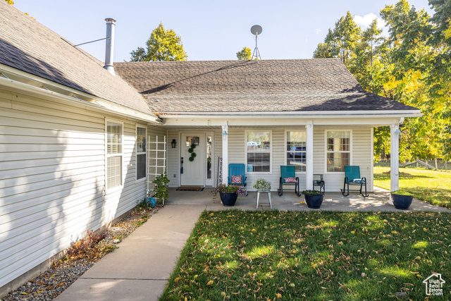 Photo 2 for MLS #2118702 at 883 E 11000 South