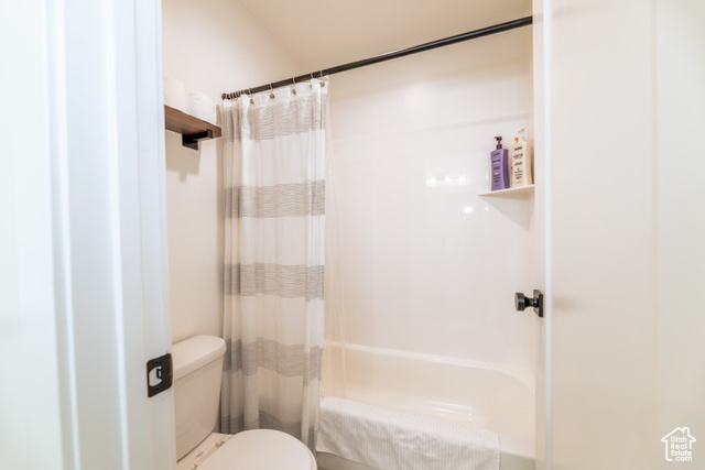 Photo 52 for MLS #2118704 at 893 N 1580 East