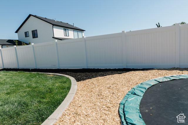 Photo 8 for MLS #2118704 at 893 N 1580 East