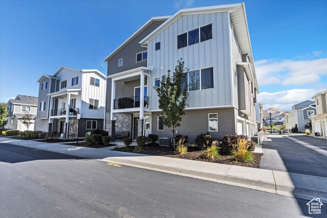 Photo 2 for MLS #2118705 at 15237 S Tack Way