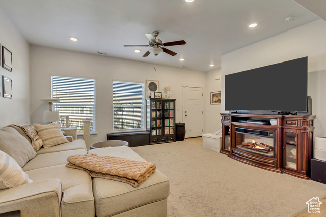 Photo 4 for MLS #2118718 at 2743 E Kistler Alley