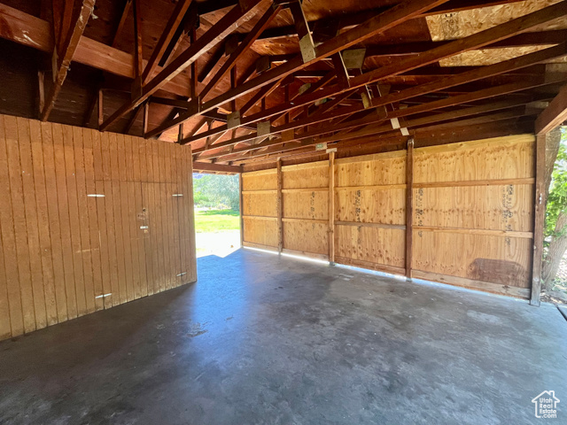 Photo 33 for MLS #2118724 at 2704 E Bench Rd