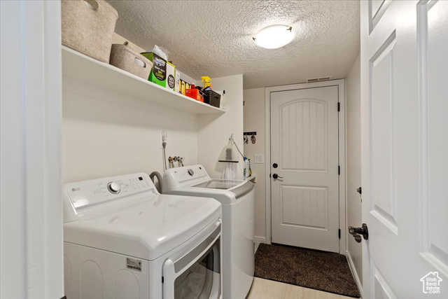 Photo 25 for MLS #2118736 at 818 E Creekside Dr