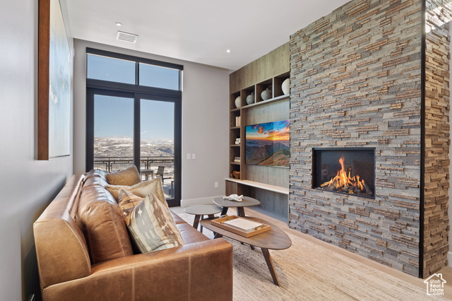 Photo 5 for MLS #2118737 at 1702 Glencoe Mountain Way #7050