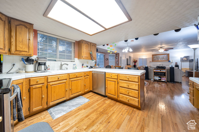 Photo 11 for MLS #2118742 at 1416 E Farm Meadow Ln