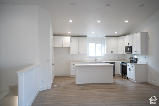 Photo 4 for MLS #2118746 at 2296 E Marigold Dr