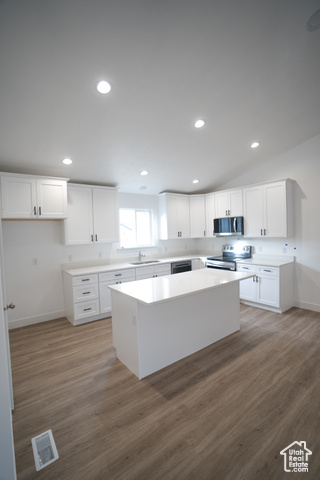 Photo 5 for MLS #2118746 at 2296 E Marigold Dr