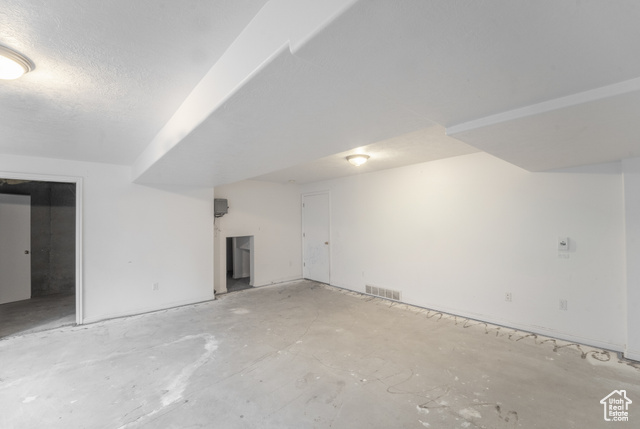 Photo 16 for MLS #2118756 at 8453 S Windmill Dr