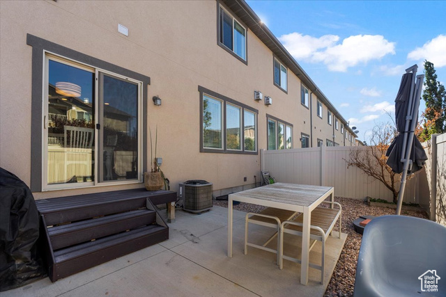 Photo 27 for MLS #2118760 at 1323 N Silvercrest Dr