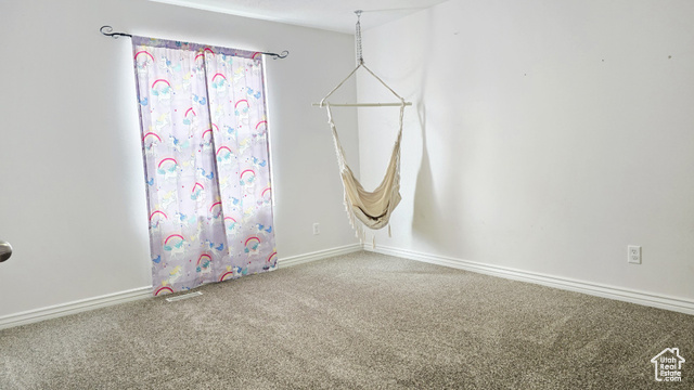 Photo 13 for MLS #2118762 at 1767 W Country Bend Rd