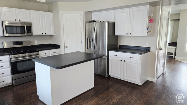 Photo 5 for MLS #2118762 at 1767 W Country Bend Rd