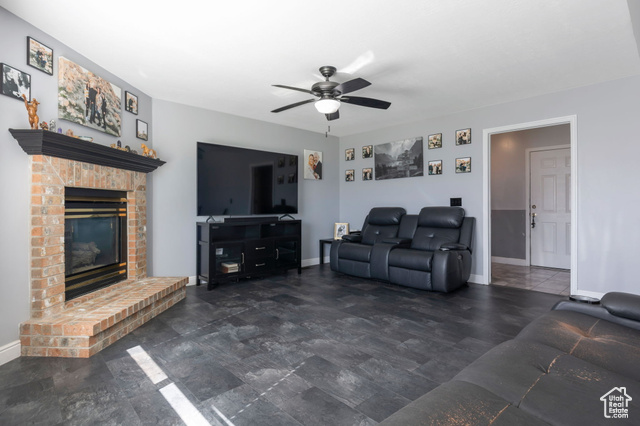 Photo 21 for MLS #2118763 at 2439 W Bridle Oak Dr