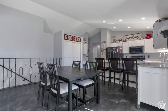 Photo 20 for MLS #2118763 at 2439 W Bridle Oak Dr