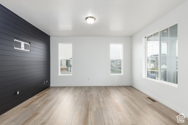Photo 10 for MLS #2118767 at 4325 W 75 North