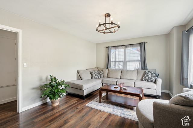 Photo 8 for MLS #2118769 at 1371 E Cahoon St
