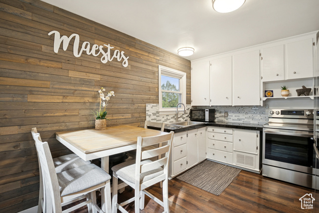 Photo 15 for MLS #2118769 at 1371 E Cahoon St