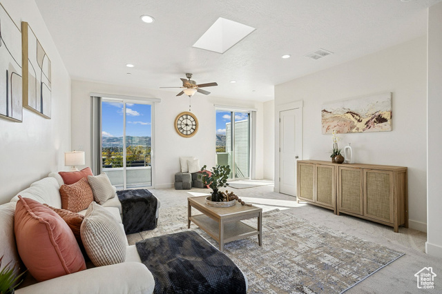 Photo 4 for MLS #2118775 at 4563 W Daybreak Rim Way