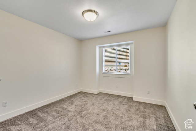 Photo 14 for MLS #2118777 at 889 N Sapphire St