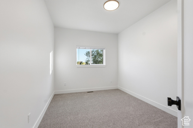 Photo 36 for MLS #2118779 at 1170 E Vitt Dr