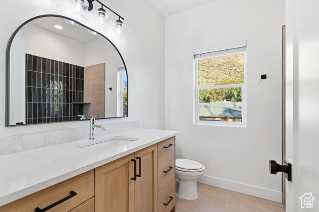 Photo 31 for MLS #2118779 at 1170 E Vitt Dr