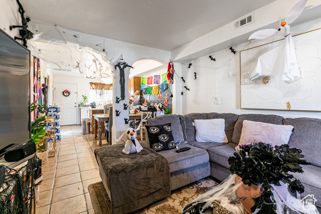 Photo 10 for MLS #2118791 at 475 N Redwood Rd #31