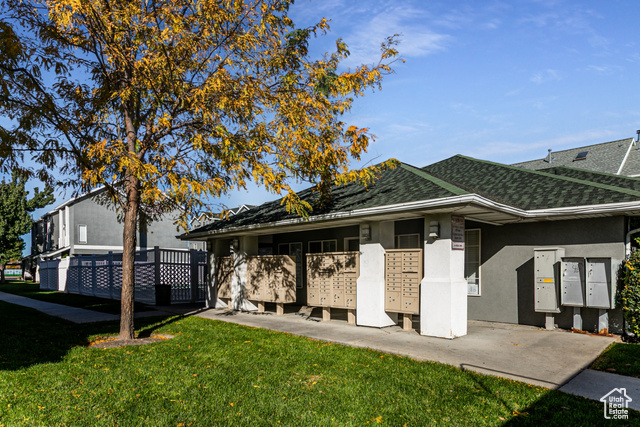 Photo 26 for MLS #2118791 at 475 N Redwood Rd #31