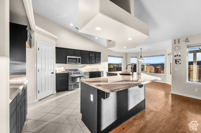 Photo 4 for MLS #2118803 at 2144 E 220 South